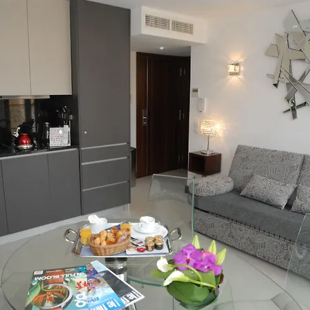 Annette Apartment